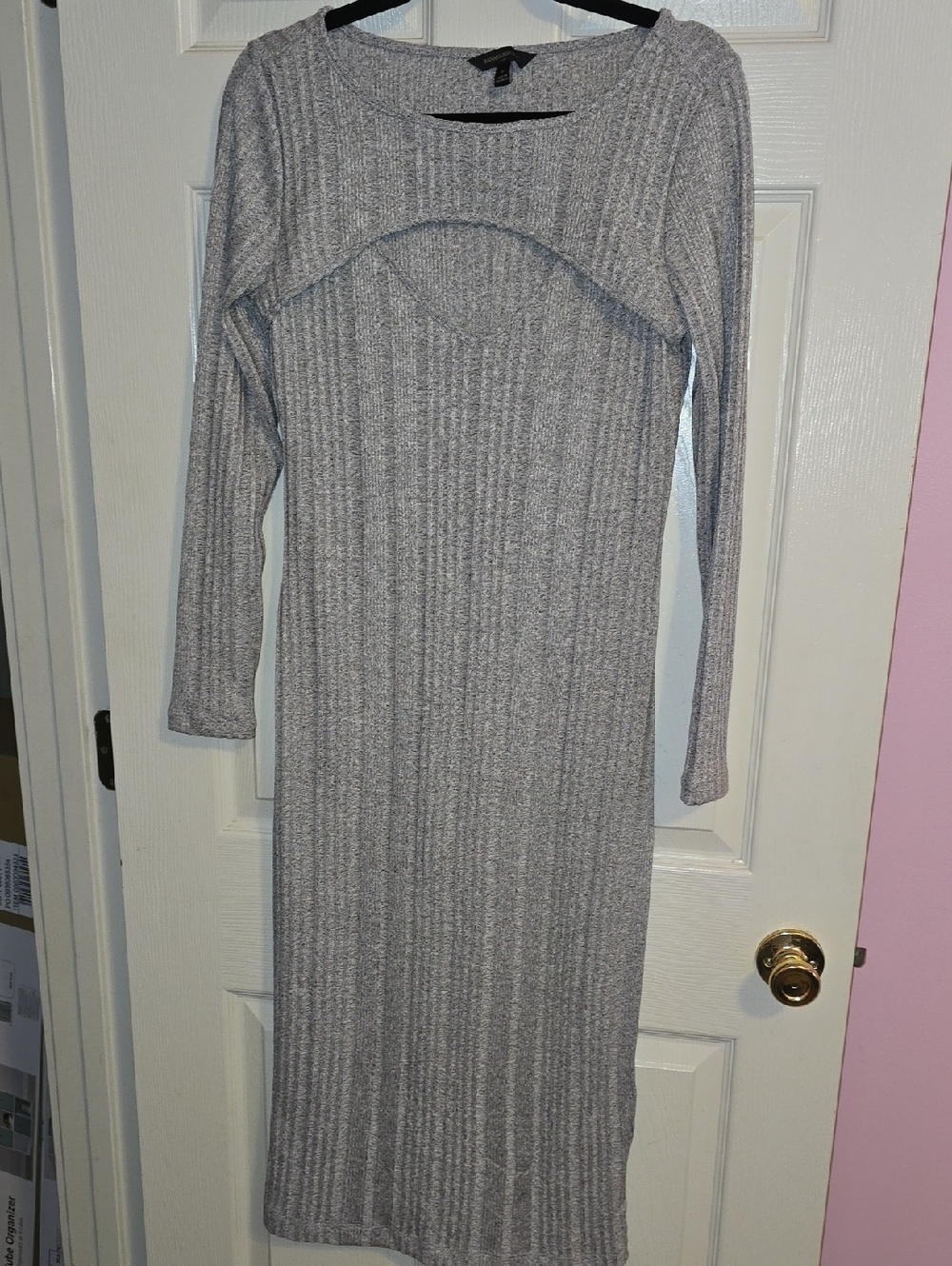 Banana Republic Gray Ribbed Long-Sleeve‎ Midi Dress